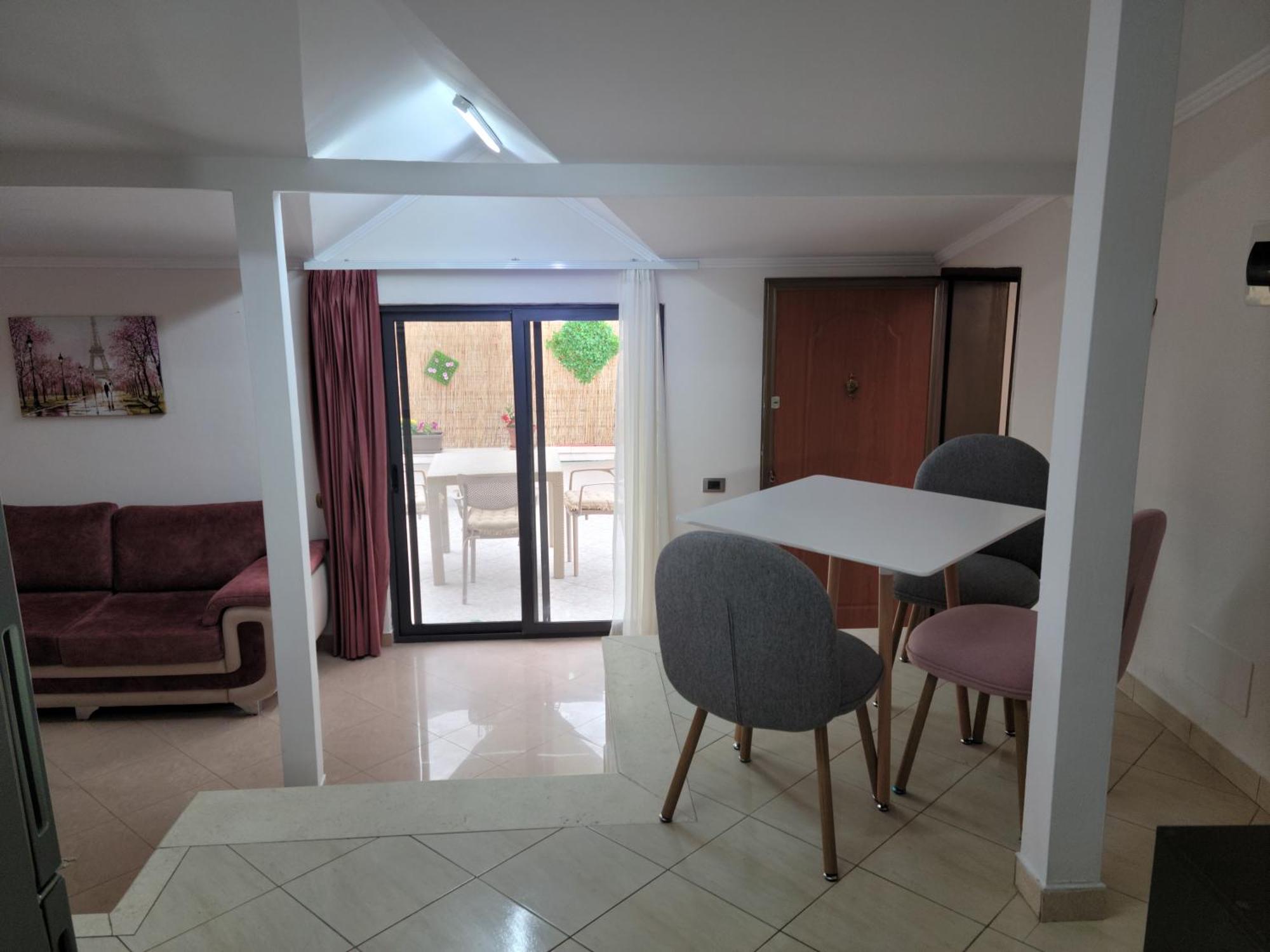 Gledis Apartment Tirana - Panoramic City Terrace エクステリア 写真
