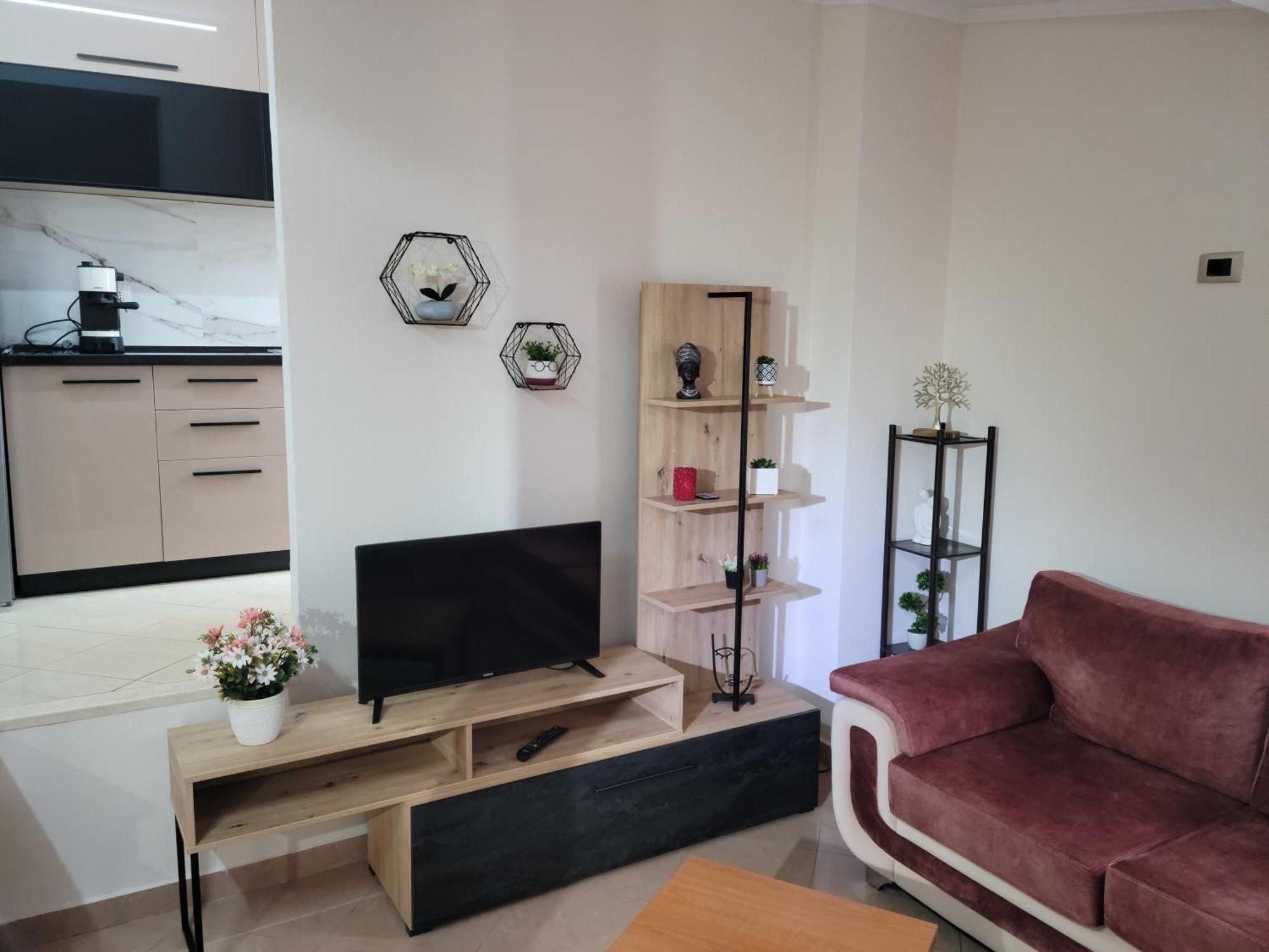 Gledis Apartment Tirana - Panoramic City Terrace エクステリア 写真